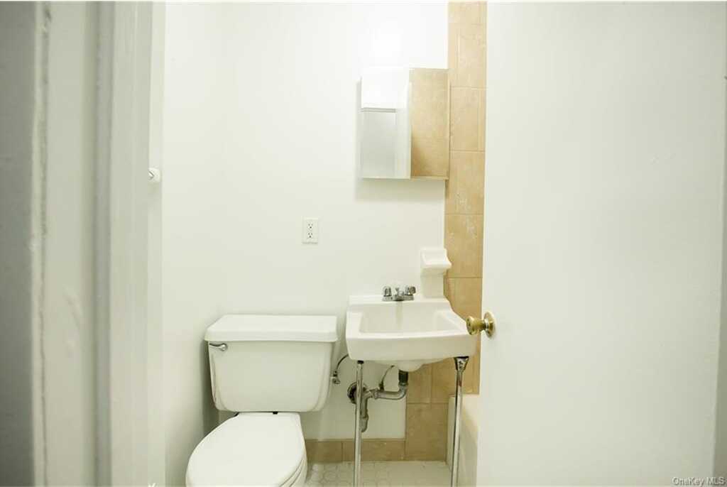 10-12 107th Street, Unit #2C, New York, NY 10025 - Photo 8 of 10