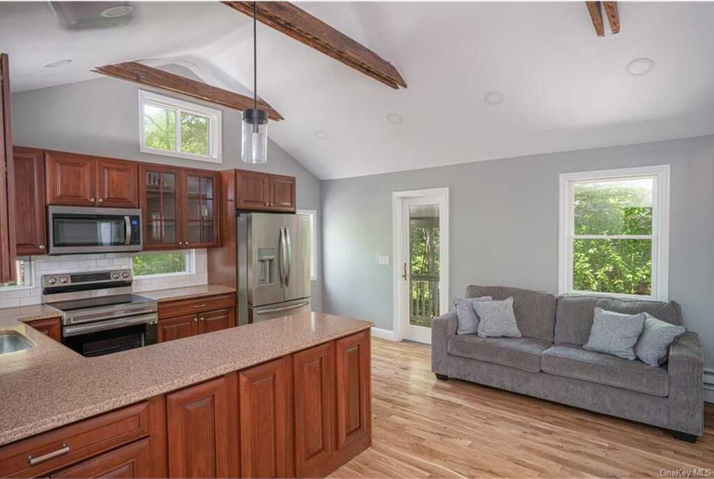 58 Furnace Trail, Greenwood Lake, NY 10925 - Photo 4 of 22