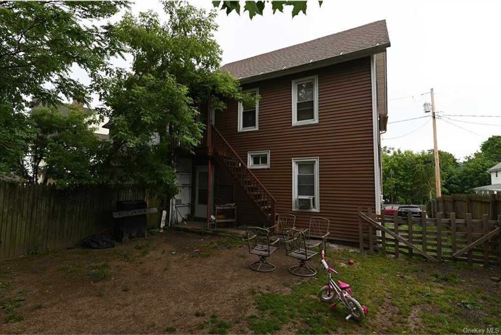 90 Montgomery Street, Middletown, NY 10940 - Photo 7 of 8