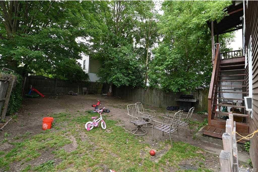 90 Montgomery Street, Middletown, NY 10940 - Photo 8 of 8