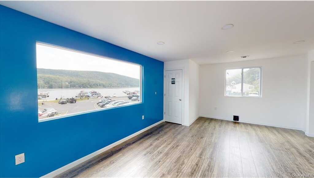 622 Jersey Avenue, Greenwood Lake, NY 10925 - Photo 4 of 6