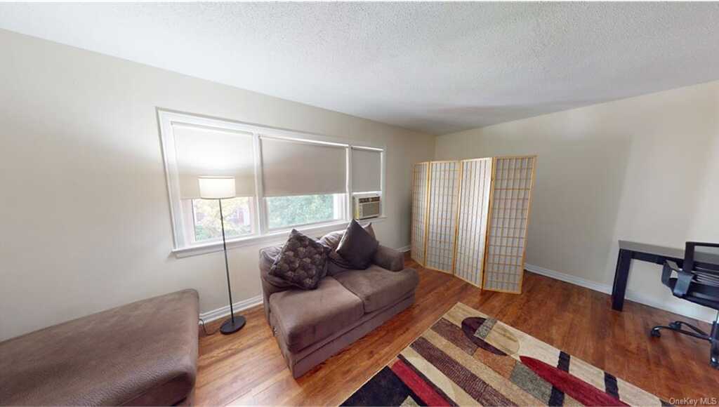 1825 Palmer Avenue, Unit #3D, Mamaroneck, NY 10538 - Photo 3 of 12