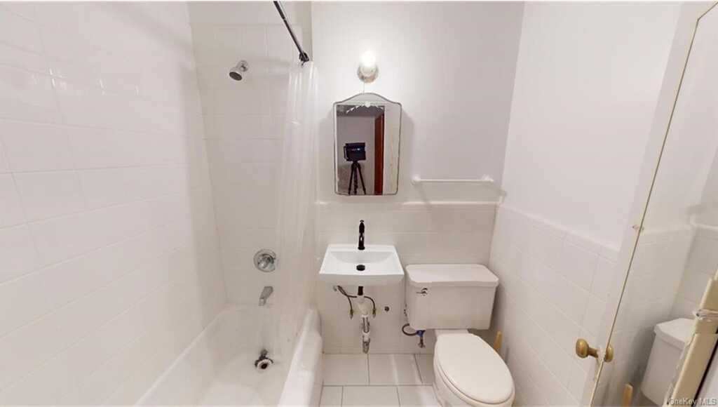 55 Ehrbar Avenue, Unit #3M, Mount Vernon, NY 10552 - Photo 5 of 9