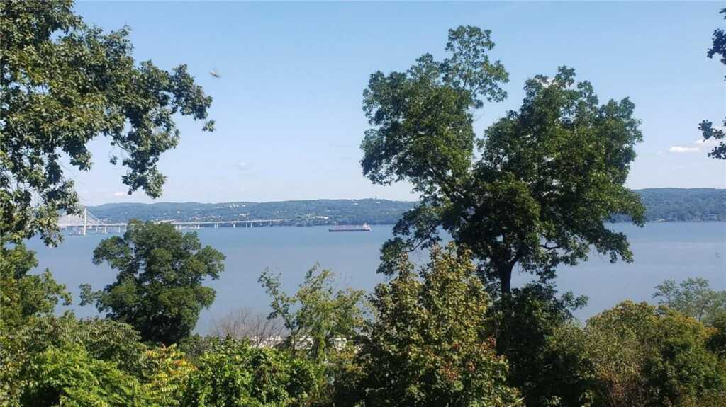201 Tweed Boulevard, Piermont, NY 10960 - Photo 18 of 22