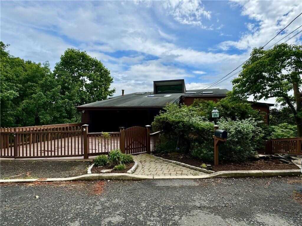 4 Berachah Avenue, Nyack, NY 10960