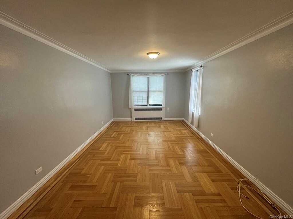 210 Martine Avenue, Unit #1G, White Plains, NY 10601 - Photo 5 of 27