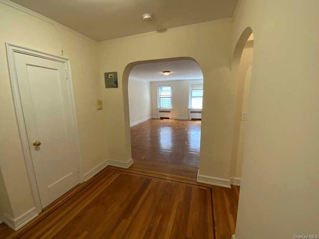 1 Broadway, Unit #5J, White Plains, NY 10601 - Photo 3 of 10