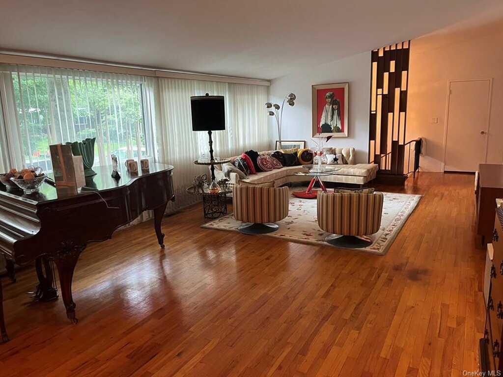 9 Hoover Lane, New City, NY 10956 - Photo 6 of 35