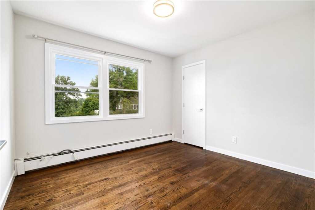 29 Ridgeview Avenue, Unit #A, White Plains, NY 10606 - Photo 20 of 22