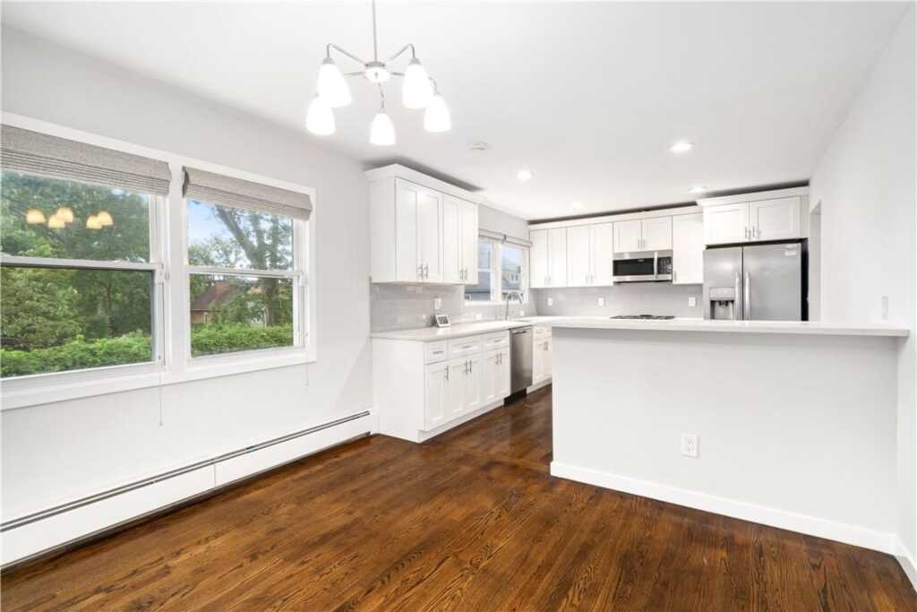 29 Ridgeview Avenue, Unit #A, White Plains, NY 10606 - Photo 8 of 22