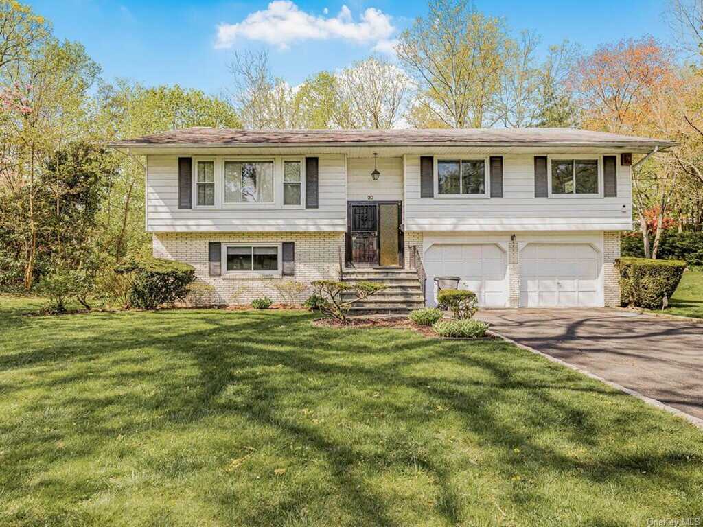 29 Winslow Road, White Plains, NY 10606 - Photo 4 of 25