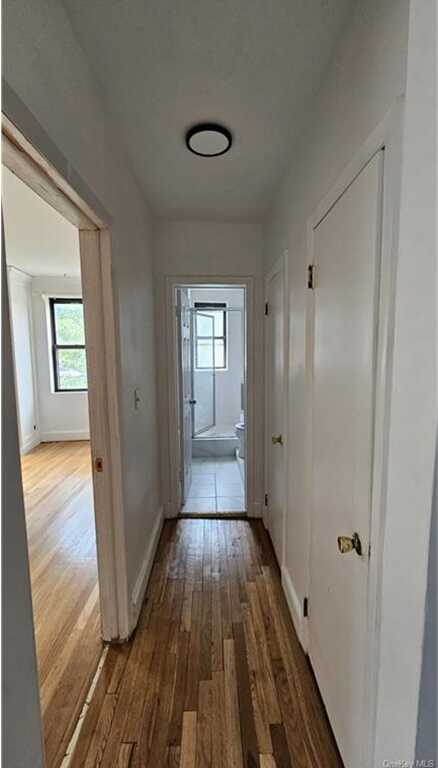 312 Main Street, Unit #4E, White Plains, NY 10601 - Photo 3 of 9