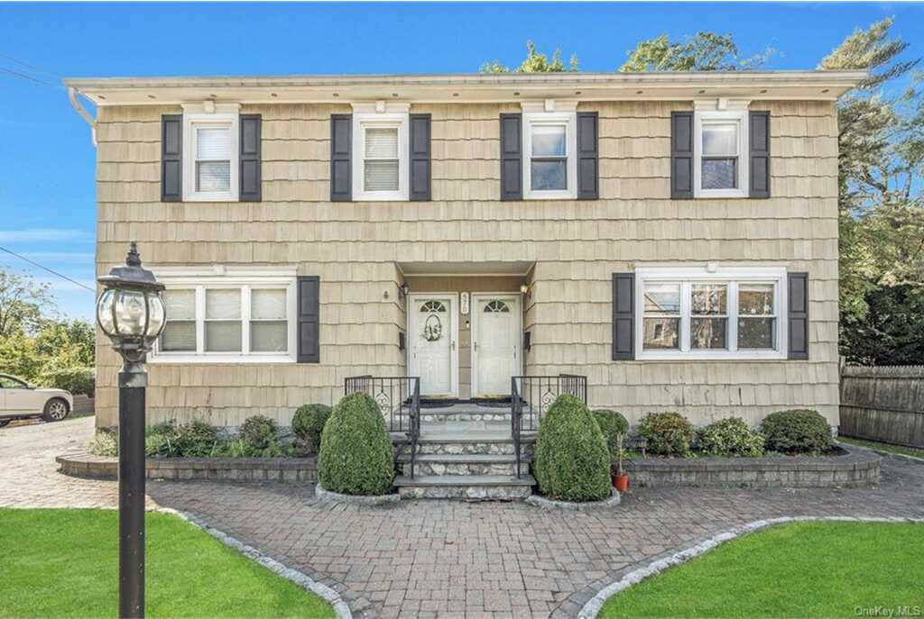 570 Barry Avenue, Unit #Right side, Rye, NY 10543