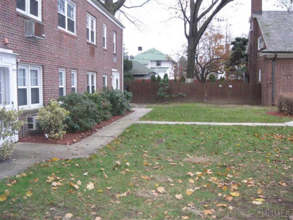 325 Centre Avenue, Unit #A, New Rochelle, NY 10805 - Photo 26 of 31