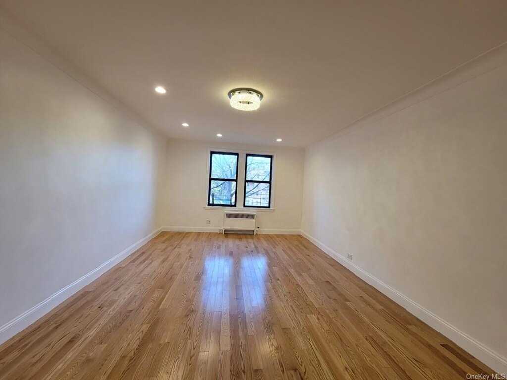 1 Broad Parkway, Unit #5R, White Plains, NY 10601 - Photo 7 of 17