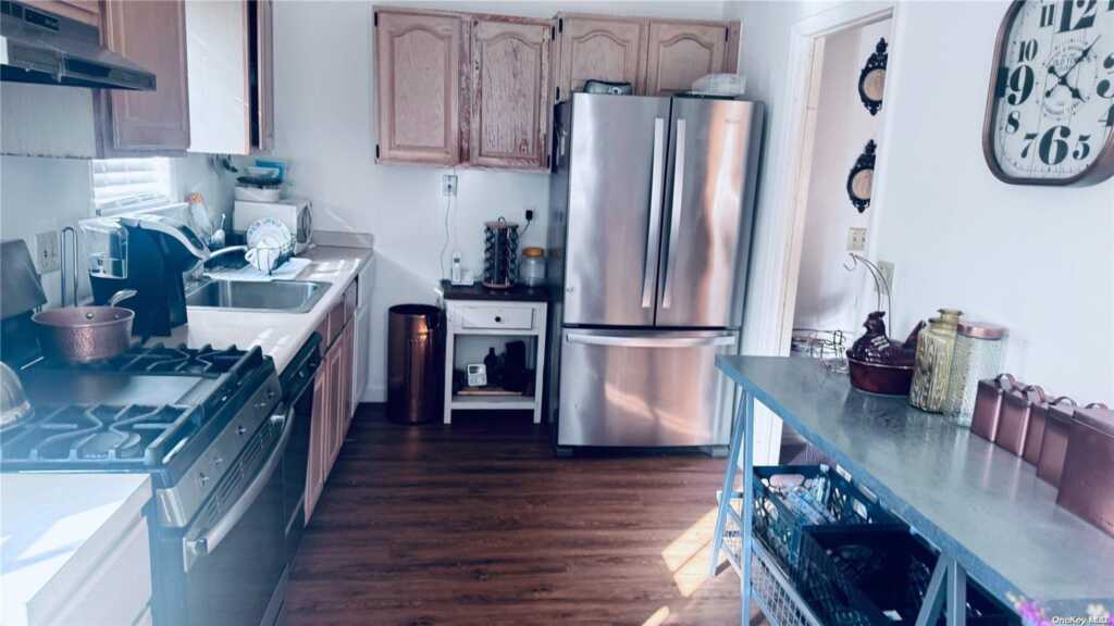 140 Walworth Avenue, White Plains, NY 10606 - Photo 9 of 12