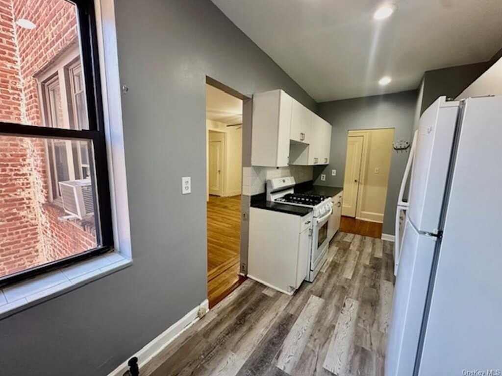 312 Main Street, Unit #6C, White Plains, NY 10601 - Photo 5 of 16