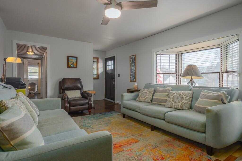 1 Staubitz Avenue, Pearl River, NY 10965 - Photo 13 of 31
