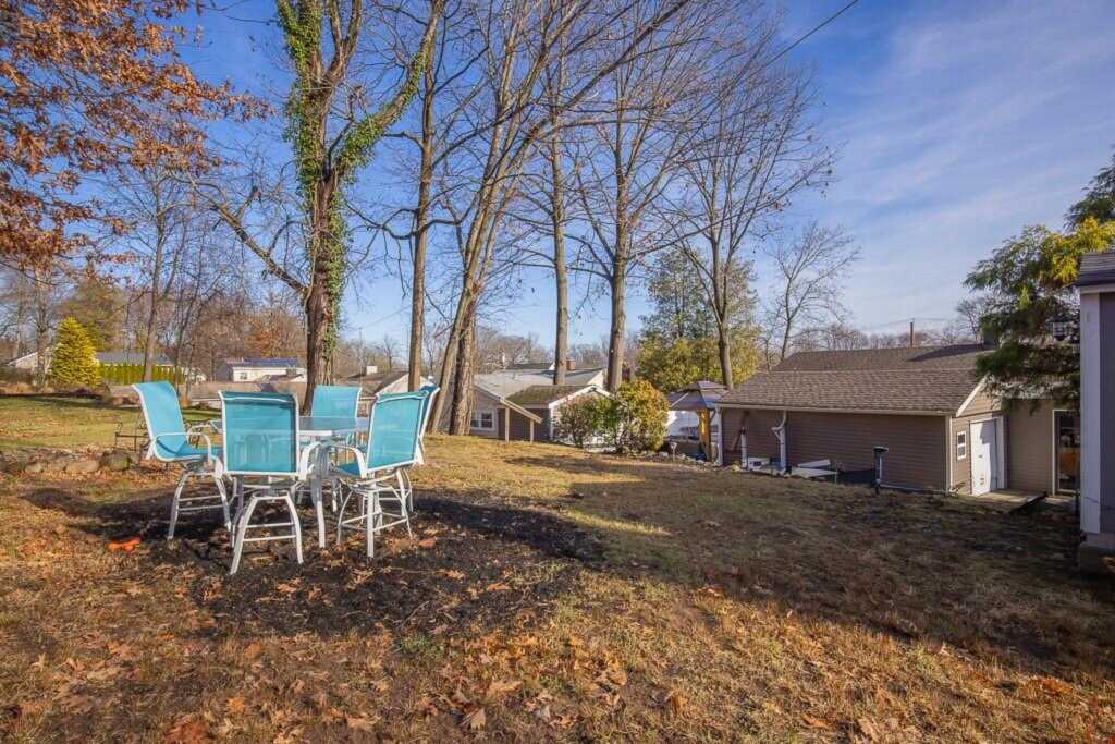 1 Staubitz Avenue, Pearl River, NY 10965 - Photo 22 of 31