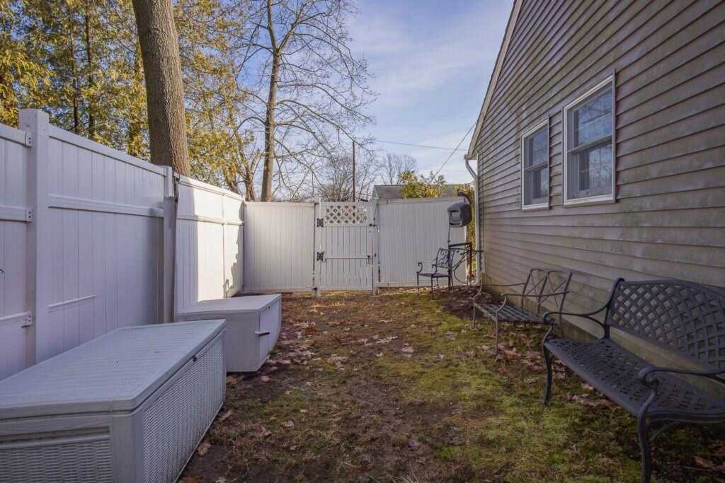 1 Staubitz Avenue, Pearl River, NY 10965 - Photo 28 of 31