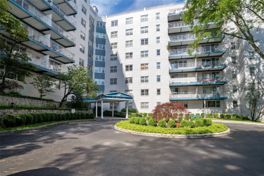 499 Broadway, Unit #2L, White Plains, NY 10603