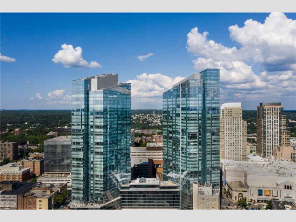 1 Renaissance Square, Unit #19BC, White Plains, NY 10601