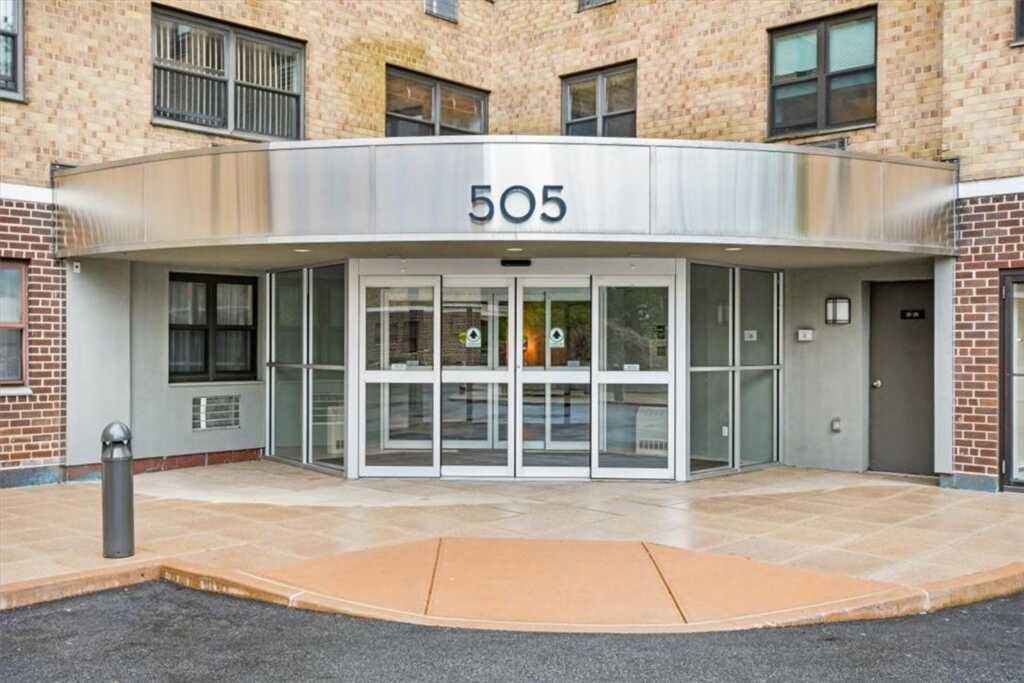 505 Central Avenue, Unit #610, White Plains, NY 10606 - Photo 5 of 26