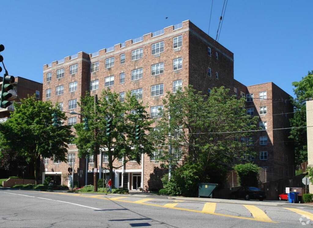 2 Old Mamaroneck Road, Unit #5G, White Plains, NY 10605