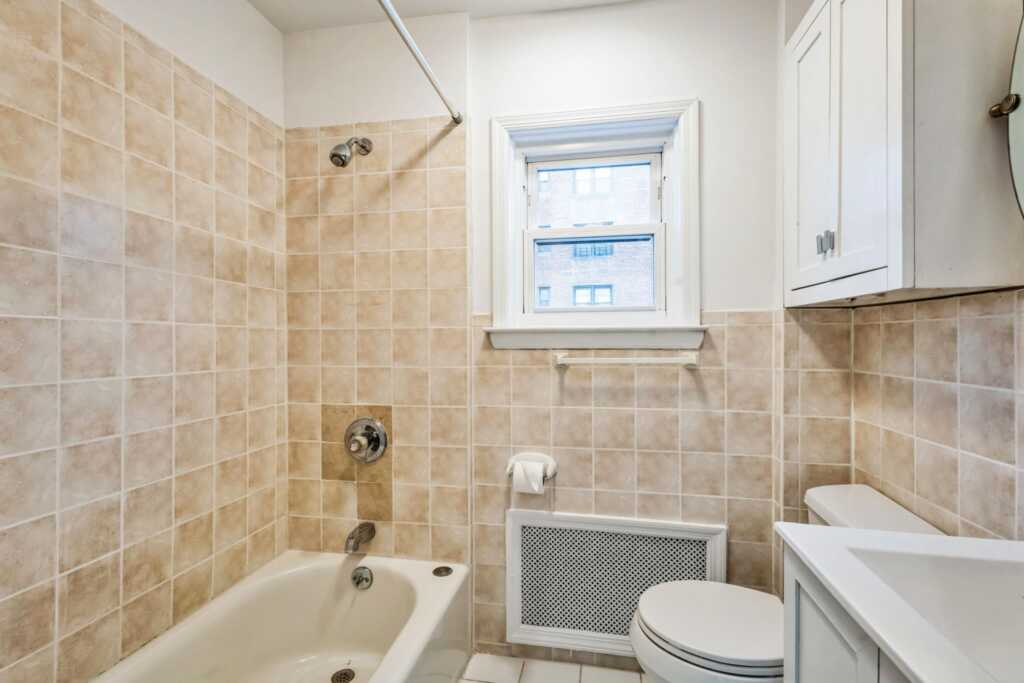630 Pelham Road, Unit #2cd Floor, New Rochelle, NY 10805 - Photo 11 of 34