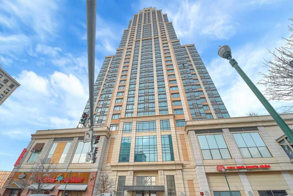 175 Huguenot Street, Unit #2108, New Rochelle, NY 10801