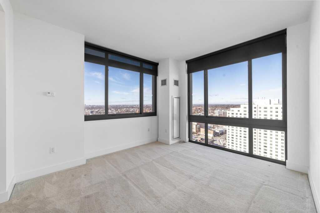 175 Huguenot Street, Unit #2108, New Rochelle, NY 10801 - Photo 10 of 19