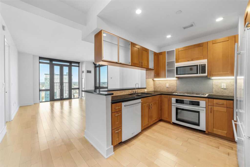 175 Huguenot Street, Unit #2108, New Rochelle, NY 10801 - Photo 3 of 19