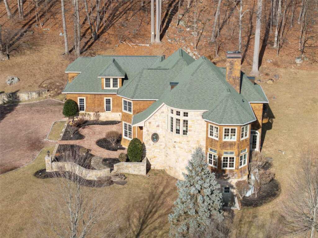 93 Mountain Road, New City, NY 10956 - Photo 4 of 49