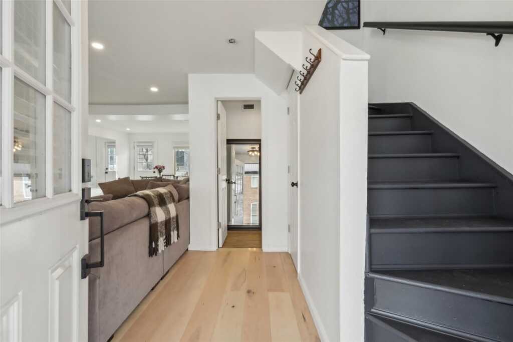 107 Jackson Avenue, Nyack, NY 10960 - Photo 11 of 23