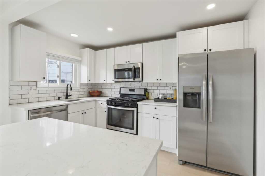 107 Jackson Avenue, Nyack, NY 10960 - Photo 7 of 23