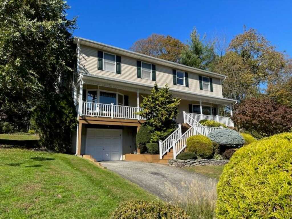 23 Grand Avenue, Unit #B, Nyack, NY 10960 - Photo 2 of 12