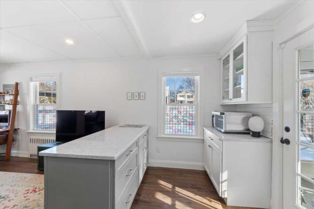 537 First Street, Rye, NY 10543 - Photo 10 of 34