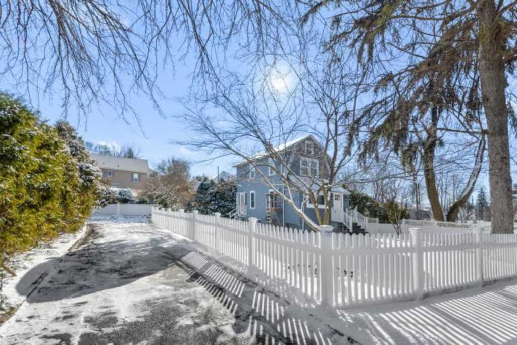 537 First Street, Rye, NY 10543 - Photo 2 of 34
