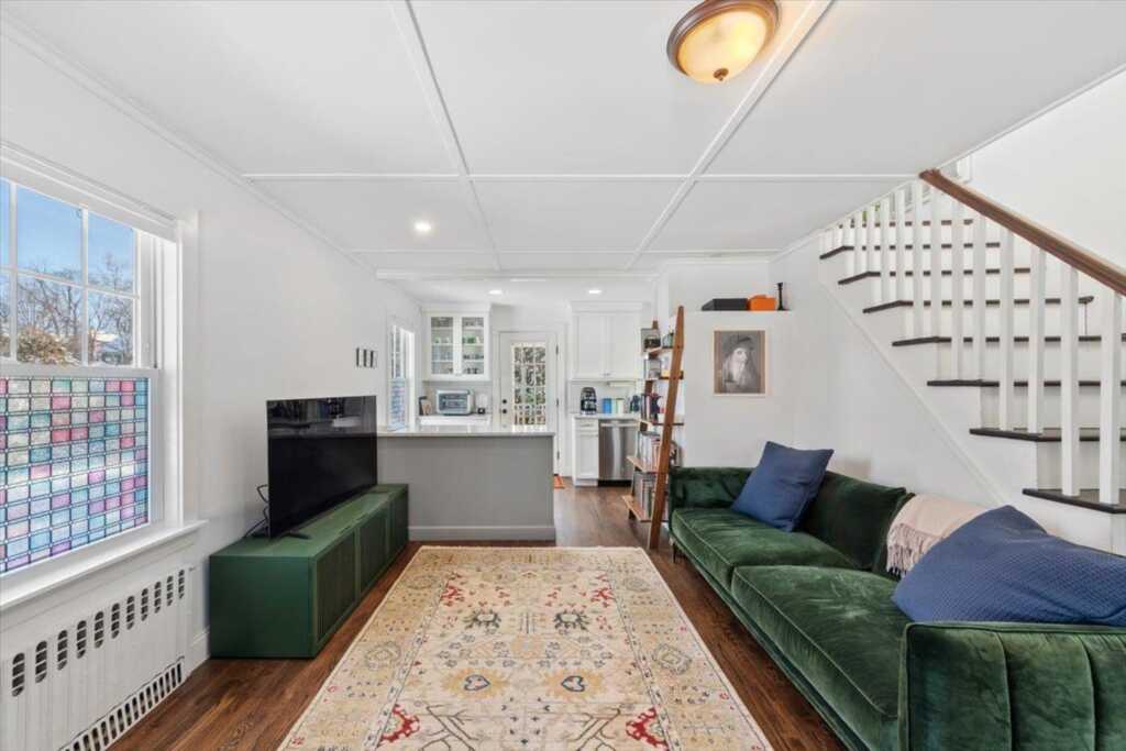 537 First Street, Rye, NY 10543 - Photo 4 of 34