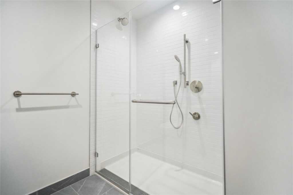 50 Clinton Place, Unit #PH14, New Rochelle, NY 10801 - Photo 12 of 26