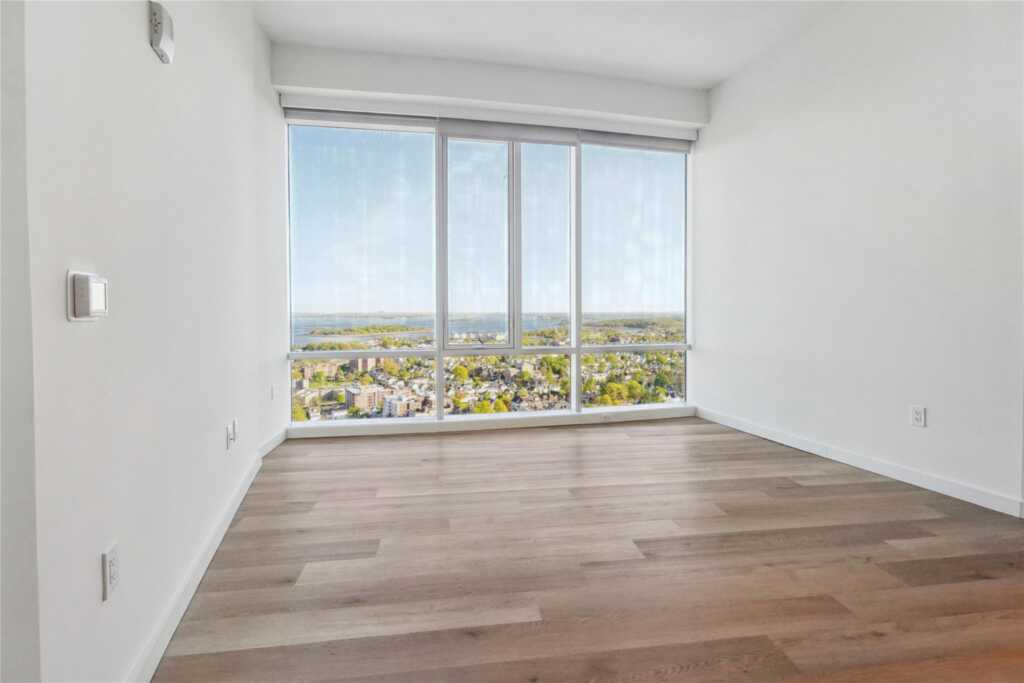 50 Clinton Place, Unit #PH15, New Rochelle, NY 10801 - Photo 6 of 23