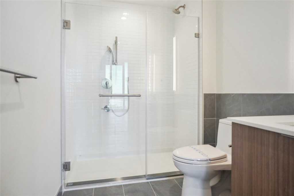 50 Clinton Place, Unit #PH13, New Rochelle, NY 10801 - Photo 15 of 28