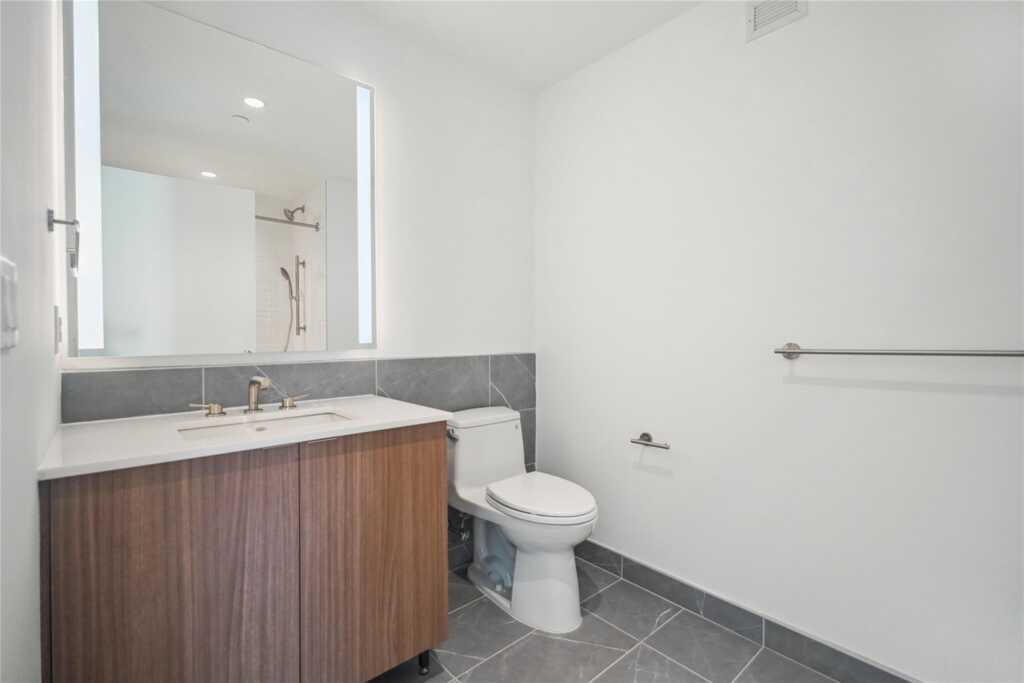 50 Clinton Place, Unit #2601, New Rochelle, NY 10801 - Photo 9 of 31
