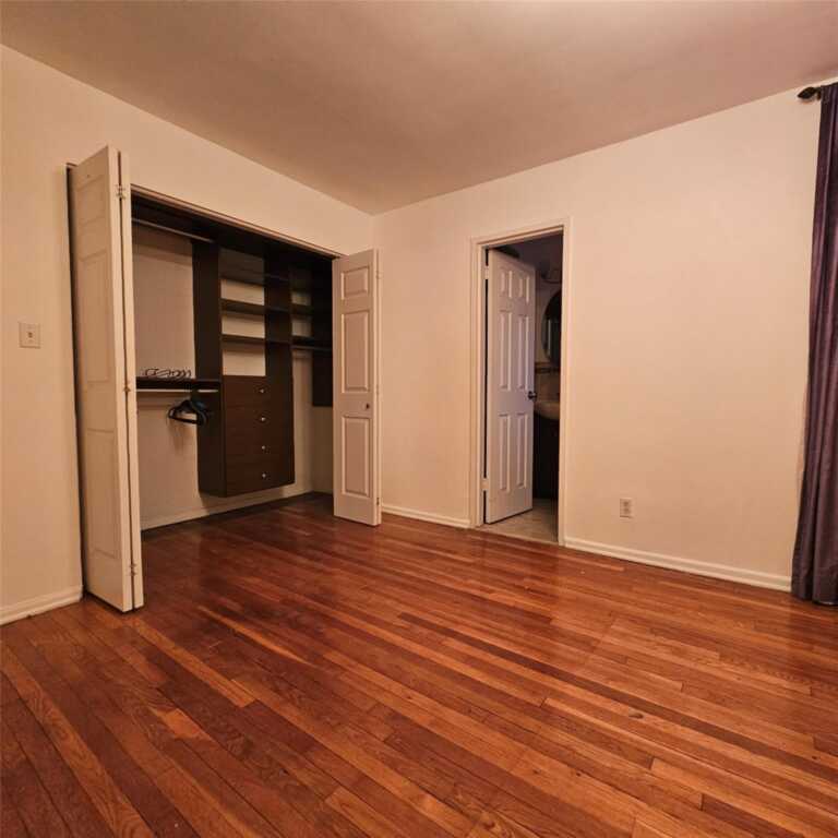 103 Wiltshire Road, Unit #D6, New Rochelle, NY 10583 - Photo 11 of 17