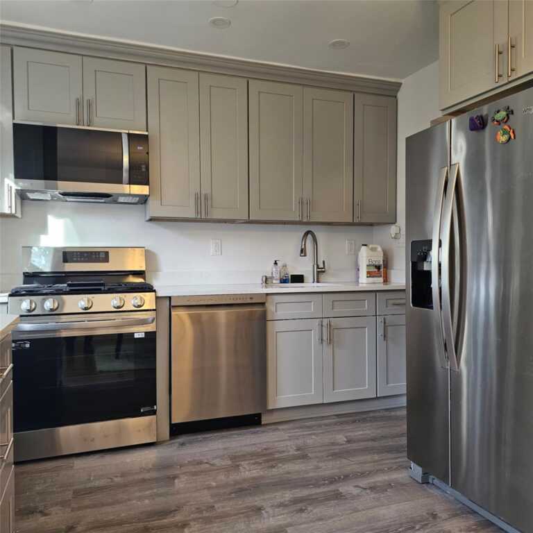 103 Wiltshire Road, Unit #D6, New Rochelle, NY 10583 - Photo 8 of 17