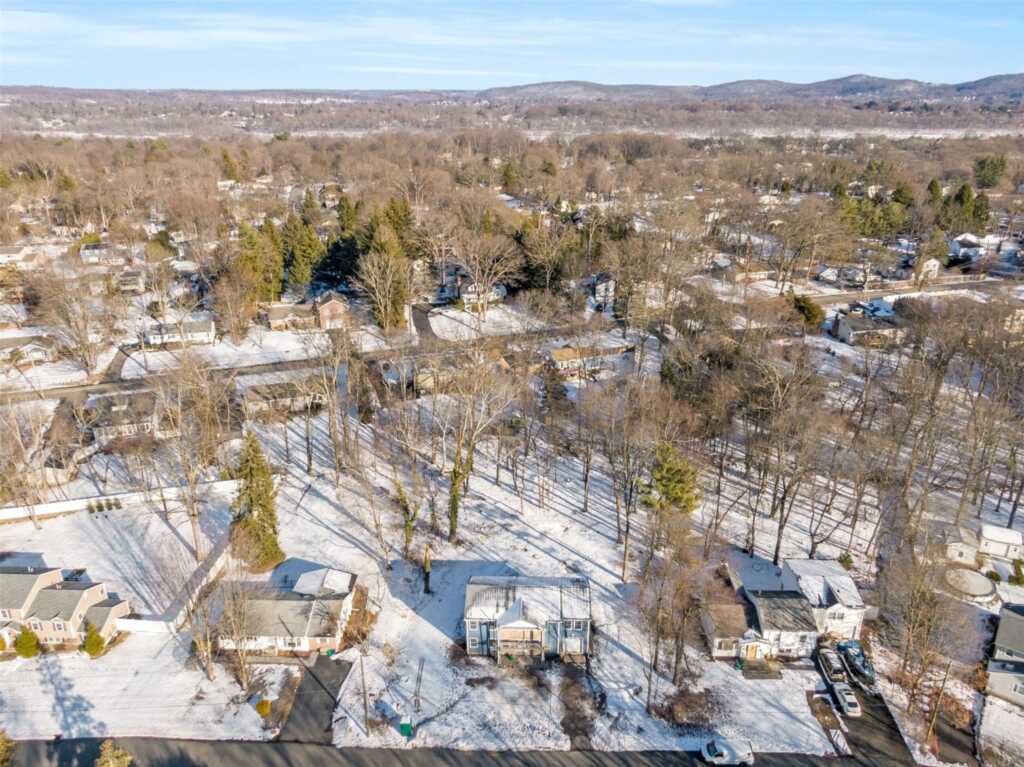 36 Windmill Lane, New City, NY 10956 - Photo 21 of 24