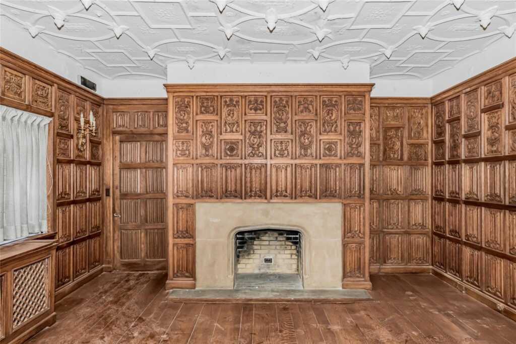 129 Lyncroft Road, New Rochelle, NY 10804 - Photo 10 of 38