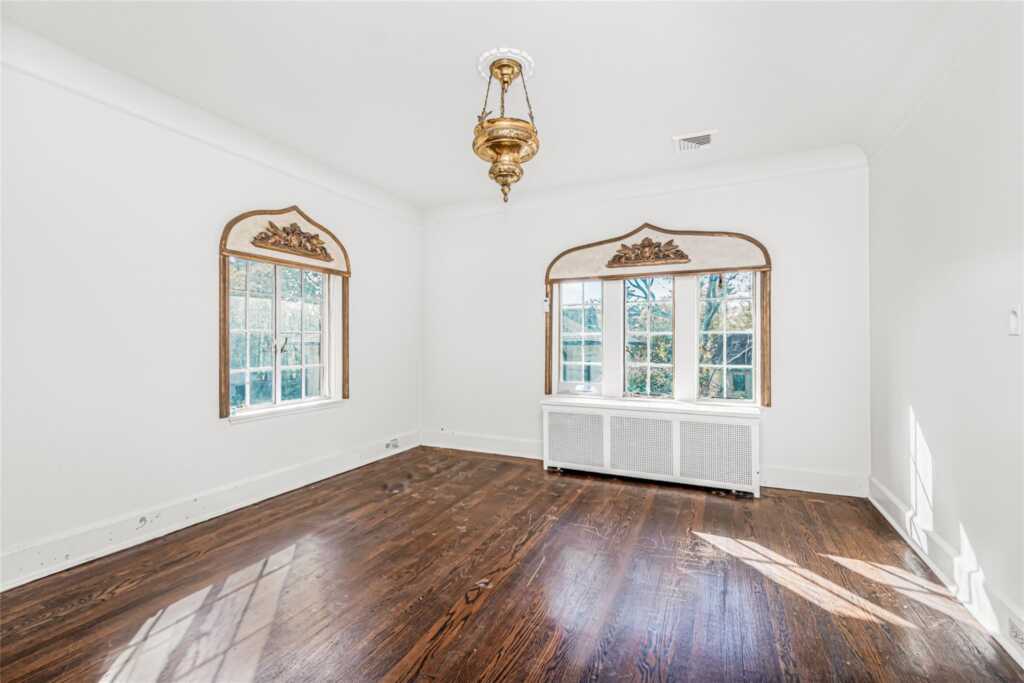 129 Lyncroft Road, New Rochelle, NY 10804 - Photo 26 of 38