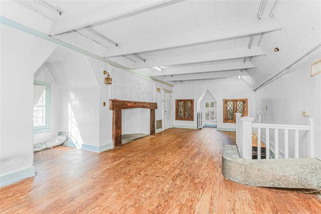129 Lyncroft Road, New Rochelle, NY 10804 - Photo 28 of 38