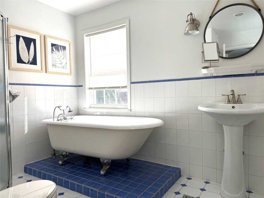 49 Spencer Drive, New Rochelle, NY 10801 - Photo 15 of 25